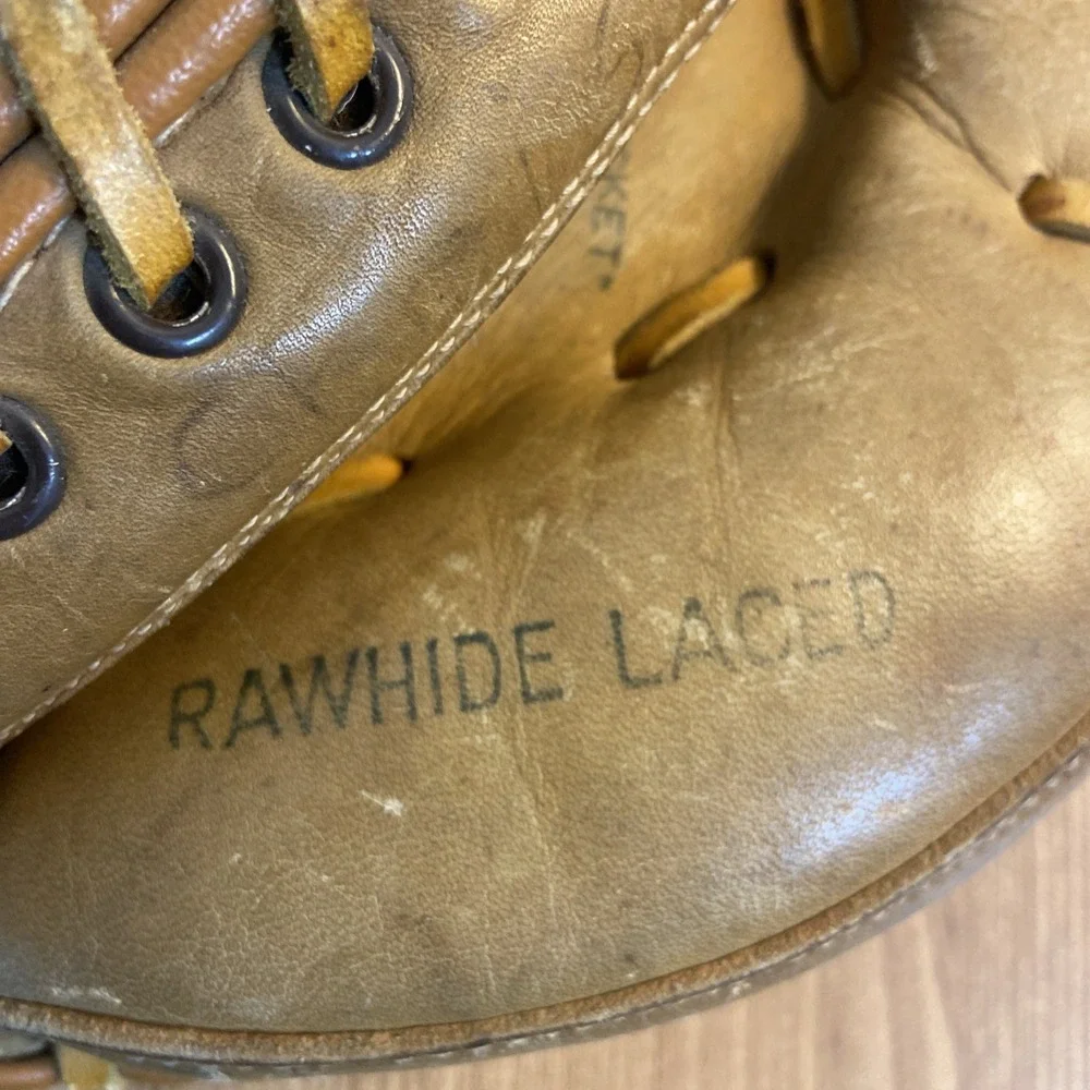 Advantage A's Baseball Catchers Mitt Glove Leather Rawhide Professional Oakland